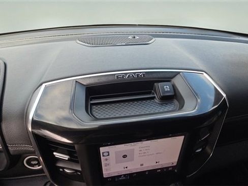 Used 2022 RAM 1500 Laramie w/ Sport Appearance Package image 9