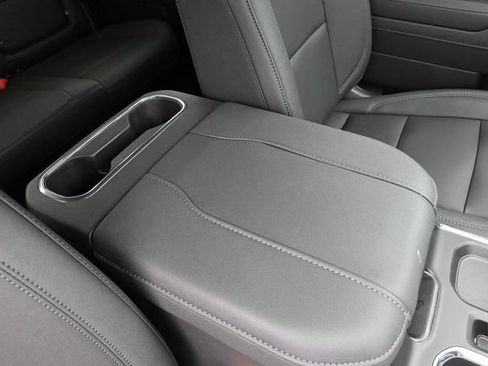 New 2026 Chevrolet Silverado 1500 LT Trail Boss w/ Convenience Package II AWD/4WD image 31