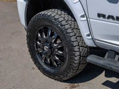 Used 2024 RAM 3500 Laramie w/ Night Edition image 64