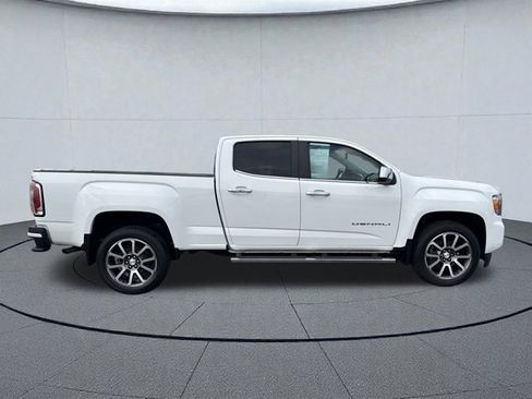 Used 2021 GMC Canyon Denali image 3