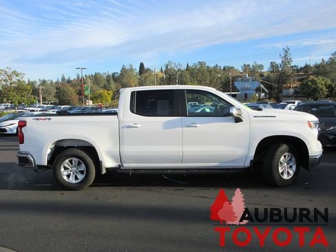 Used 2025 Chevrolet Silverado 1500 LT w/ LPO, Dark Essentials Package image 3