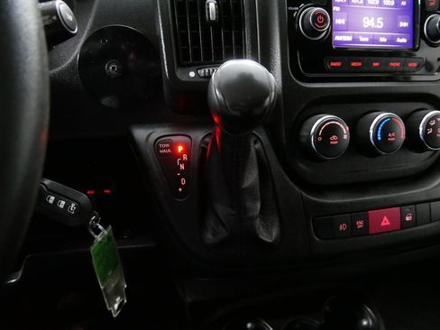 Used 2021 RAM ProMaster 2500 w/ Convenience Group image 33