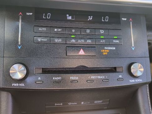 Used 2015 Lexus RC 350 AWD w/ Luxury Package image 16