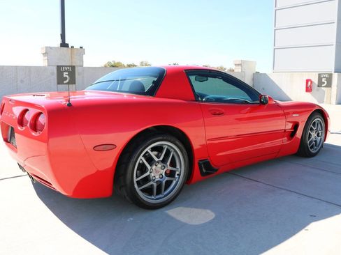 Used 2001 Chevrolet Corvette Z06 w/ Memory Pkg image 32