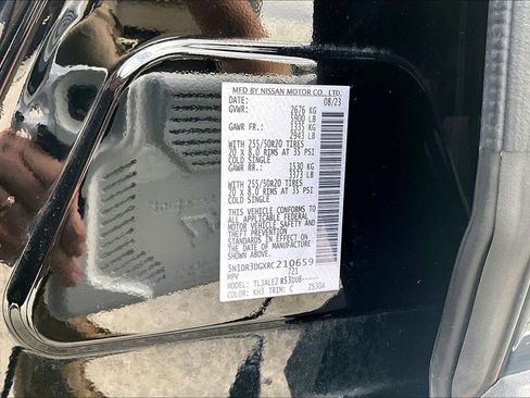 Used 2024 Nissan Pathfinder Platinum w/ Cargo Package image 18