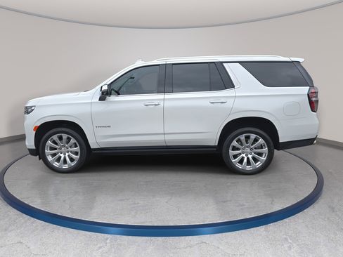 Used 2024 Chevrolet Tahoe Premier AWD/4WD image 8