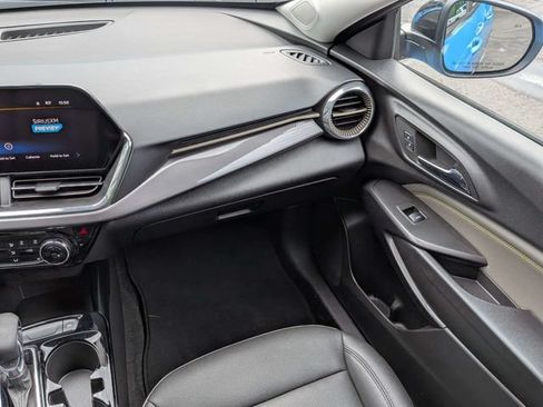 Used 2025 Chevrolet Trax ACTIV w/ Driver Confidence Package FWD image 18