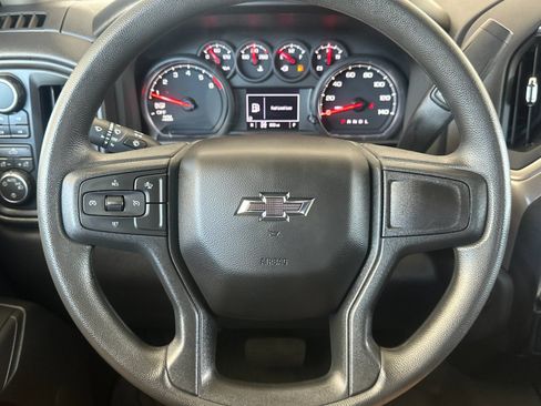 Used 2026 Chevrolet Silverado 1500 Custom Trail Boss w/ LPO, Dark Essentials Package AWD/4WD image 25