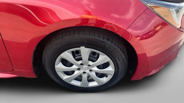 Used 2020 Toyota Corolla LE FWD image 6