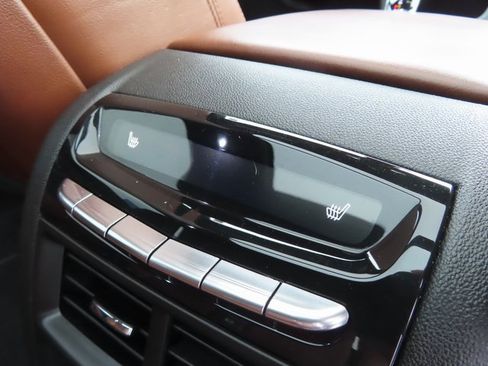 Used 2023 Cadillac XT5 Premium Luxury w/ Technology Package image 40