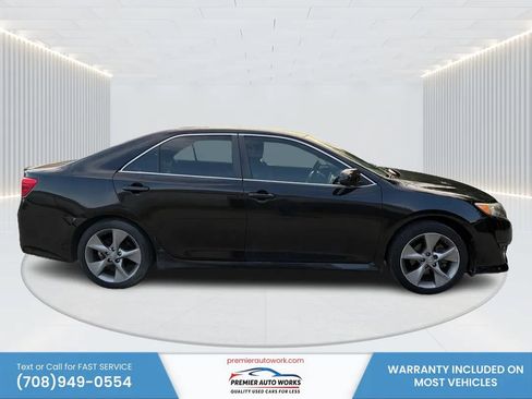 Used 2012 Toyota Camry SE FWD image 8