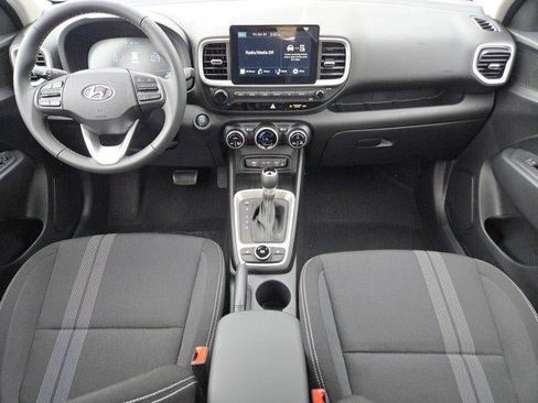 New 2026 Hyundai Venue SEL image 19