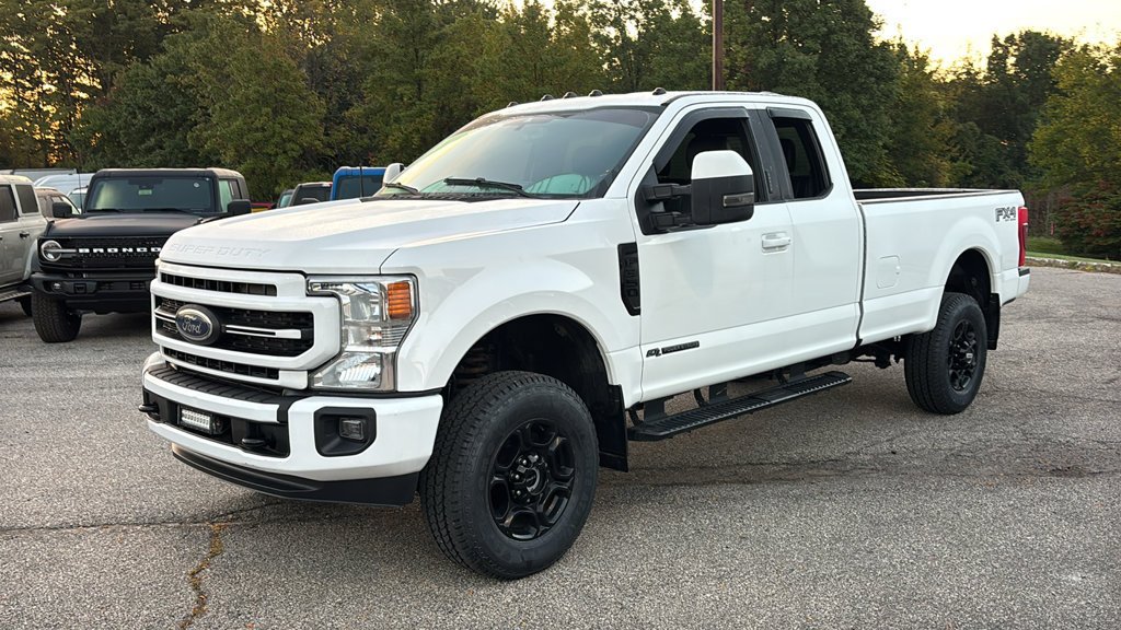 Used 2022 Ford F350 Lariat AWD/4WD image 2