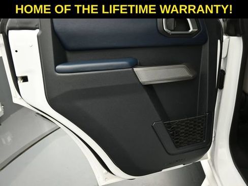 Used 2023 Ford Bronco Outer Banks AWD/4WD image 33
