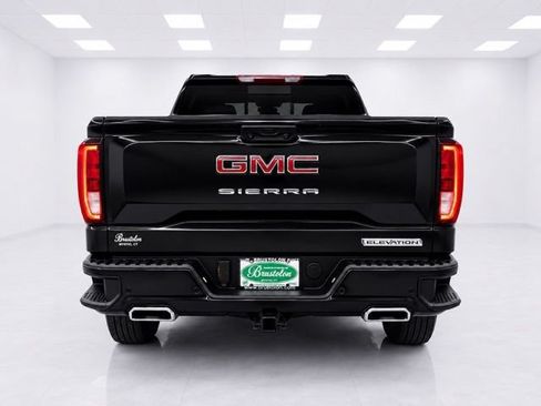Used 2025 GMC Sierra 1500 Elevation w/ Elevation Premium Package AWD/4WD image 7