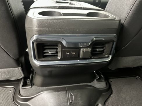 Certified 2022 GMC Sierra 1500 AT4 w/ AT4 Preferred Package AWD/4WD image 14