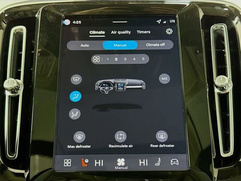 New 2026 Volvo XC40 B5 Plus w/ Climate Package image 16