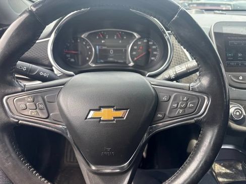 Used 2016 Chevrolet Malibu LT FWD image 16