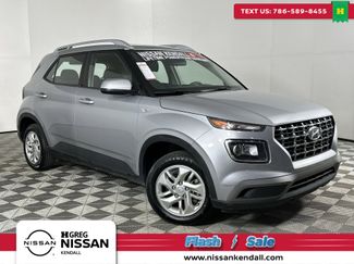 Used 2020 Hyundai Venue SEL w/ Convenience Package image 1