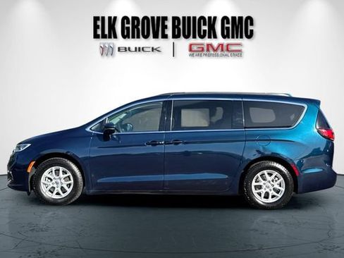 Used 2022 Chrysler Pacifica Touring-L FWD image 7