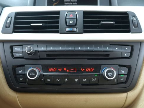 Used 2013 BMW 328i xDrive Sedan image 23