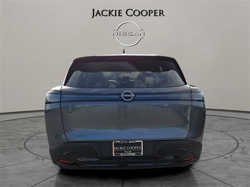 Certified 2025 Nissan Murano SV image 6