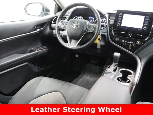 Used 2024 Toyota Camry LE image 28