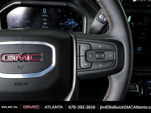 Used 2024 GMC Sierra 2500 AT4 w/ AT4 Premium Plus Package AWD/4WD image 11