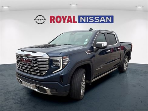 Used 2023 GMC Sierra 1500 Denali w/ Denali Reserve Package image 3