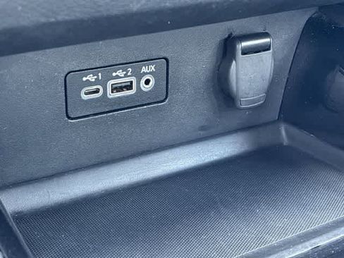 Used 2024 Nissan Altima 2.5 SV FWD image 32