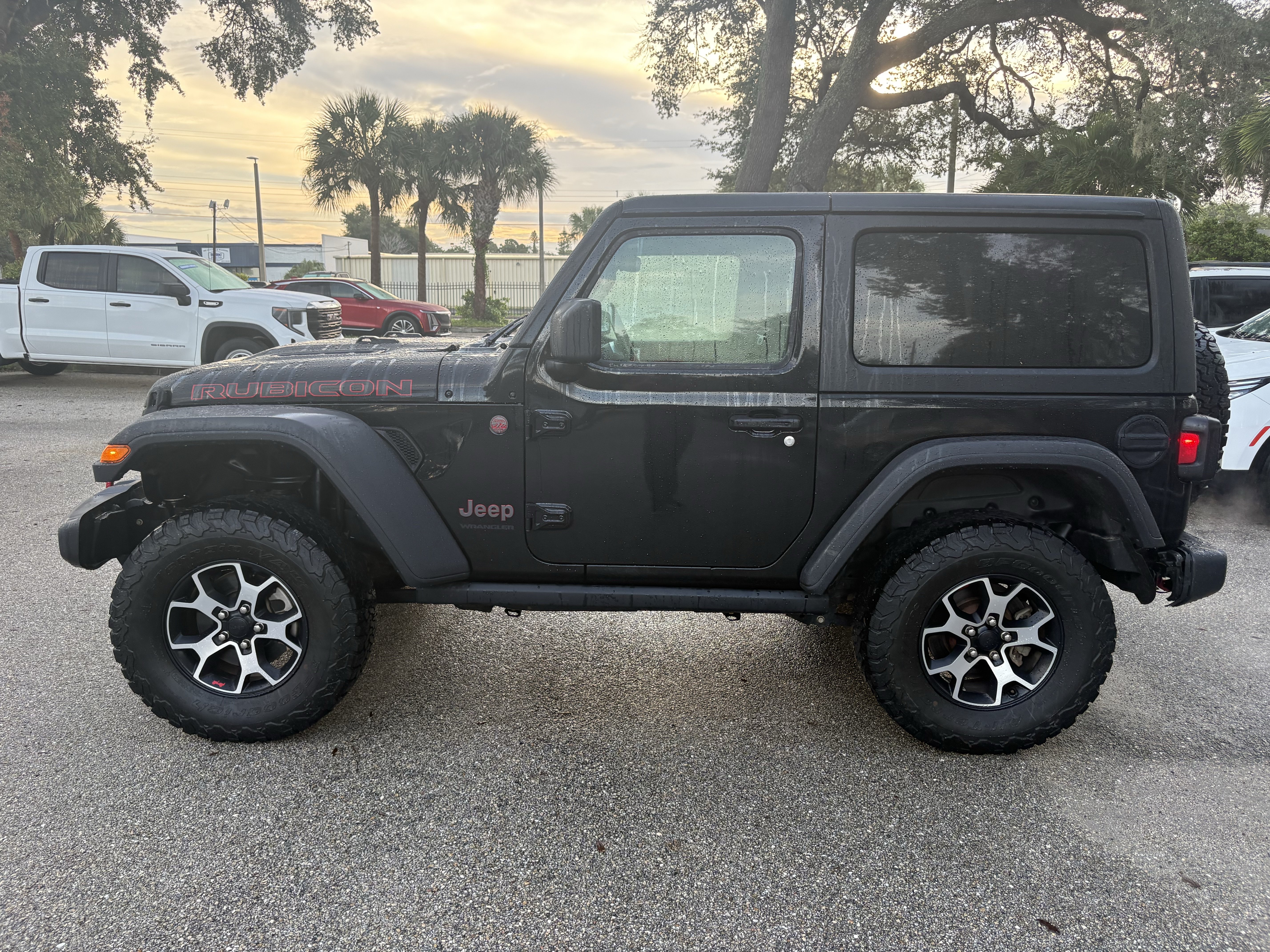 Used 2019 Jeep Wrangler Rubicon w/ Cold Weather Group AWD/4WD image 4