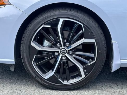 Used 2023 Nissan Altima 2.5 SR w/ SR Premium Package FWD image 25