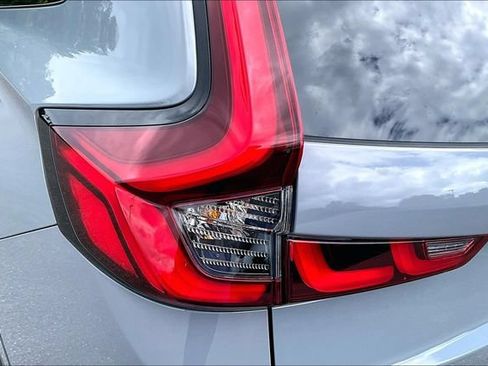 Used 2025 Honda CR-V Sport-L image 22