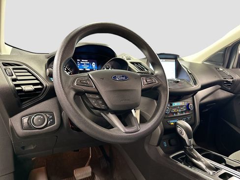 Used 2018 Ford Escape SE w/ SE Sync 3 Package AWD/4WD image 12