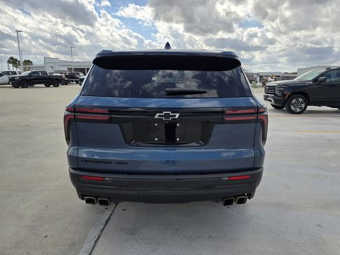Used 2024 Chevrolet Traverse LS w/ Midnight/Sport Edition image 4