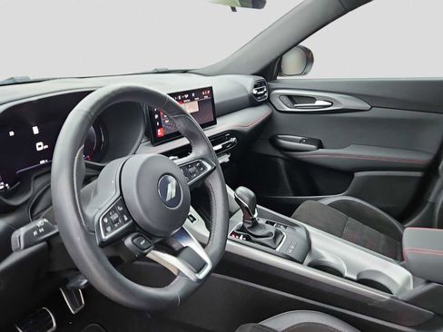 Used 2024 Dodge Hornet GT image 10