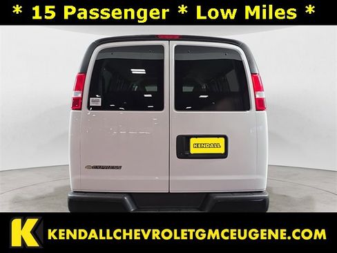 Used 2023 Chevrolet Express 3500 LS w/ Cold Climate Package image 4