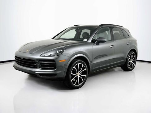 Certified 2023 Porsche Cayenne AWD/4WD image 1