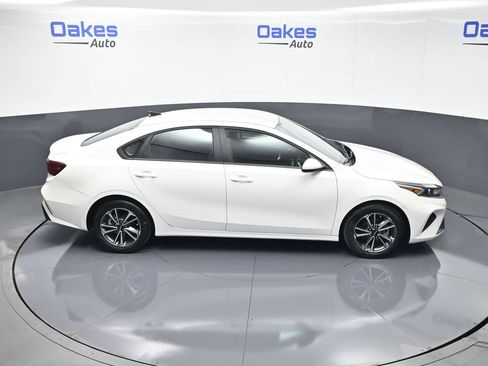 Certified 2024 Kia Forte LXS FWD image 49