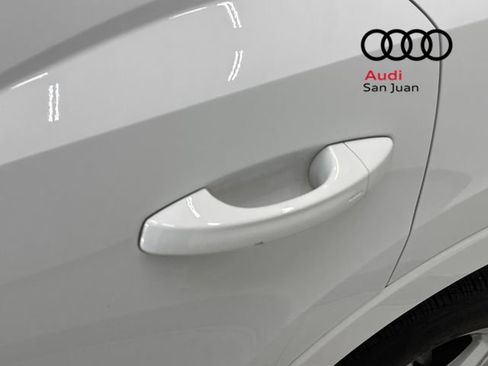 Used 2024 Audi Q3 2.0T Premium w/ Convenience Package AWD/4WD image 9