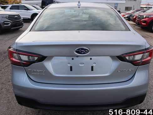 Used 2023 Subaru Legacy Premium image 5