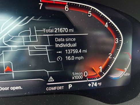 Used 2023 BMW 530i w/ Convenience Package RWD image 9
