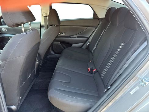 Used 2021 Hyundai Elantra Blue w/ Preferred Accessory Package FWD image 17