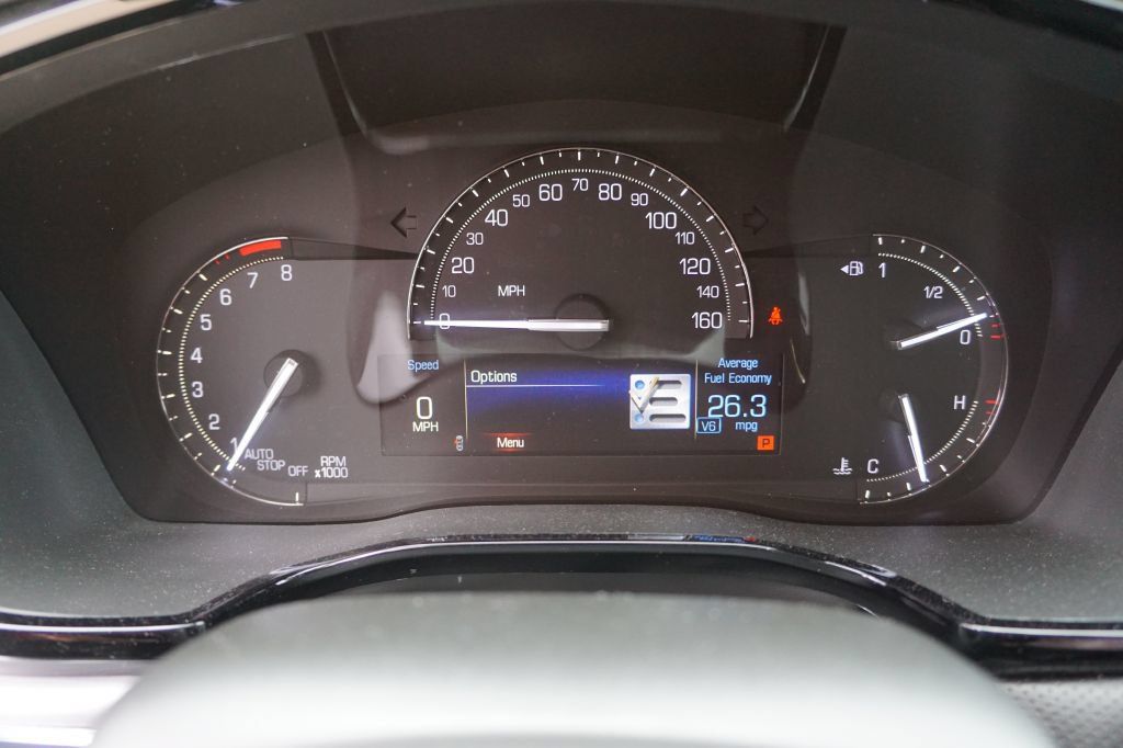 Used 2017 Cadillac XT5 Luxury w/ Driver Awareness Package FWD image 8