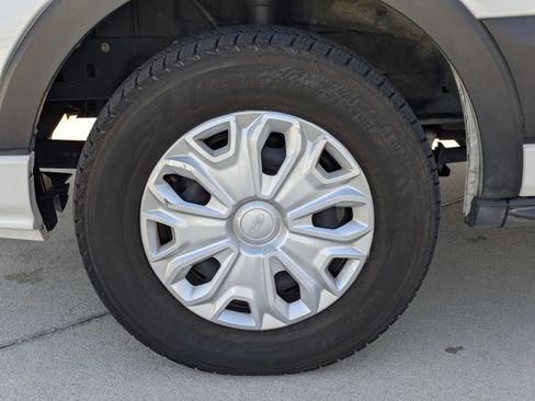 Used 2023 Ford Transit 350 XLT image 24