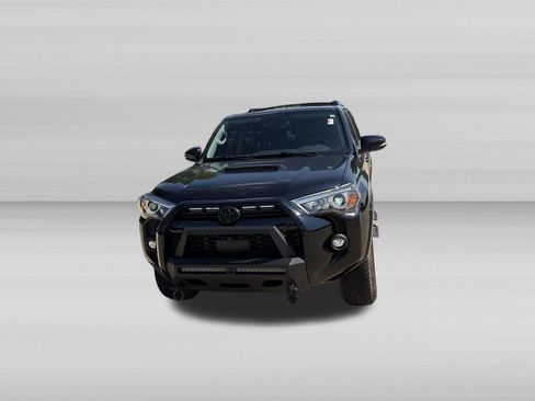 Used 2023 Toyota 4Runner TRD Off-Road Premium w/ Off Road Premium Plus Package AWD/4WD image 10
