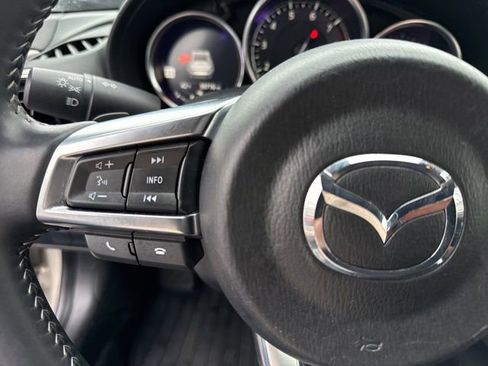 Used 2022 MAZDA MX-5 Miata RF Grand Touring image 37