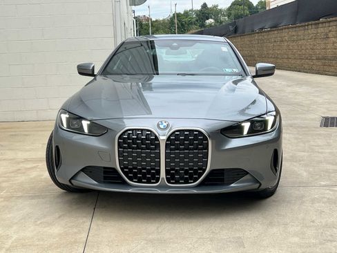 Used 2025 BMW 430i xDrive Coupe w/ Premium Package image 2
