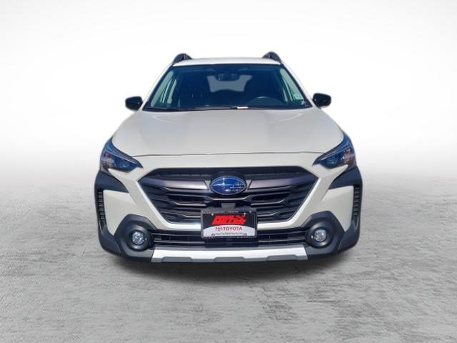 Used 2023 Subaru Outback Limited AWD/4WD image 2