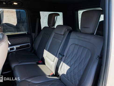 Used 2023 Mercedes-Benz G 63 AMG 4MATIC image 31